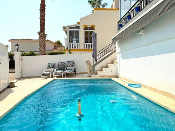 3-bedroom Villa In Orihuela Costa, Spain (96 M²)