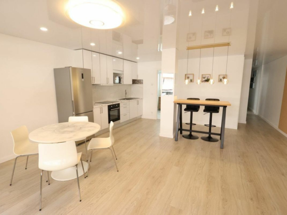 3-bedroom Apartment In Torrevieja, Spain (105 M²)