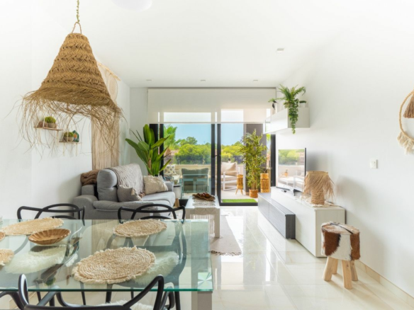2-bedroom Apartment In Orihuela Costa, Spain (74 M²)