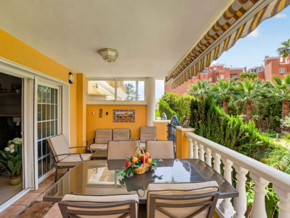 2-bedroom Apartment In Torrevieja, Spain (76 M²)