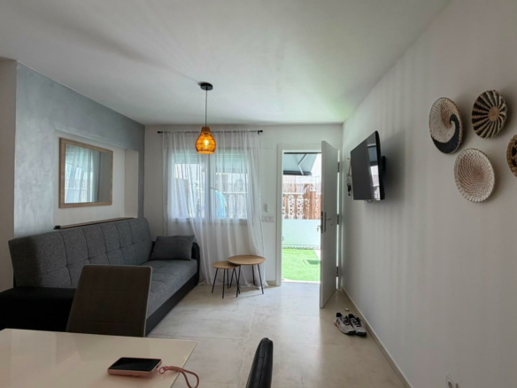 2-bedroom Bungalow In Torrevieja, Spain (61 M²)
