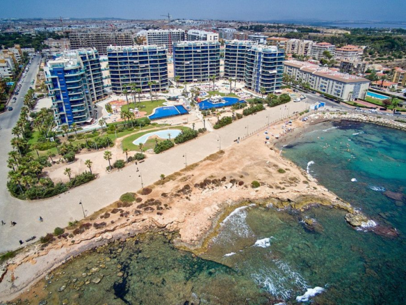 2-bedroom Apartment In Orihuela Costa, Spain (98 M²)