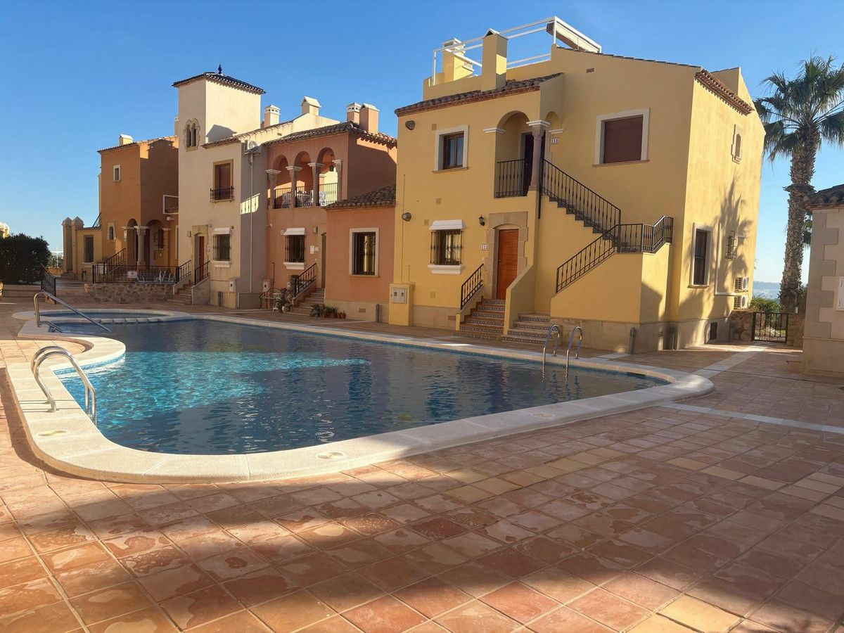 3-bedroom House In Algorfa, Spain (90 M²)