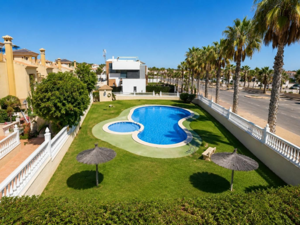 2-bedroom Apartment In Orihuela Costa, Spain (69 M²)