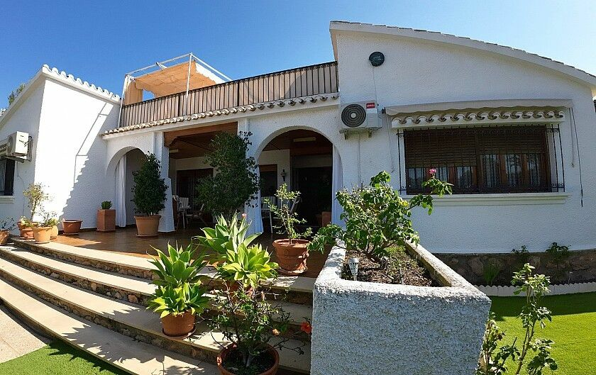 5-bedroom Villa In Orihuela Costa, Spain (750 M²)
