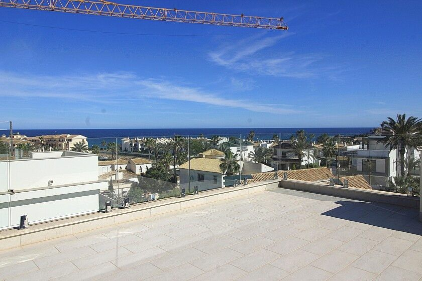 5-bedroom Villa In Orihuela Costa, Spain (306 M²)