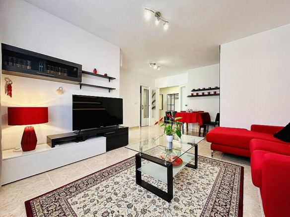 3-bedroom Apartment In Torrevieja, Spain (92 M²)