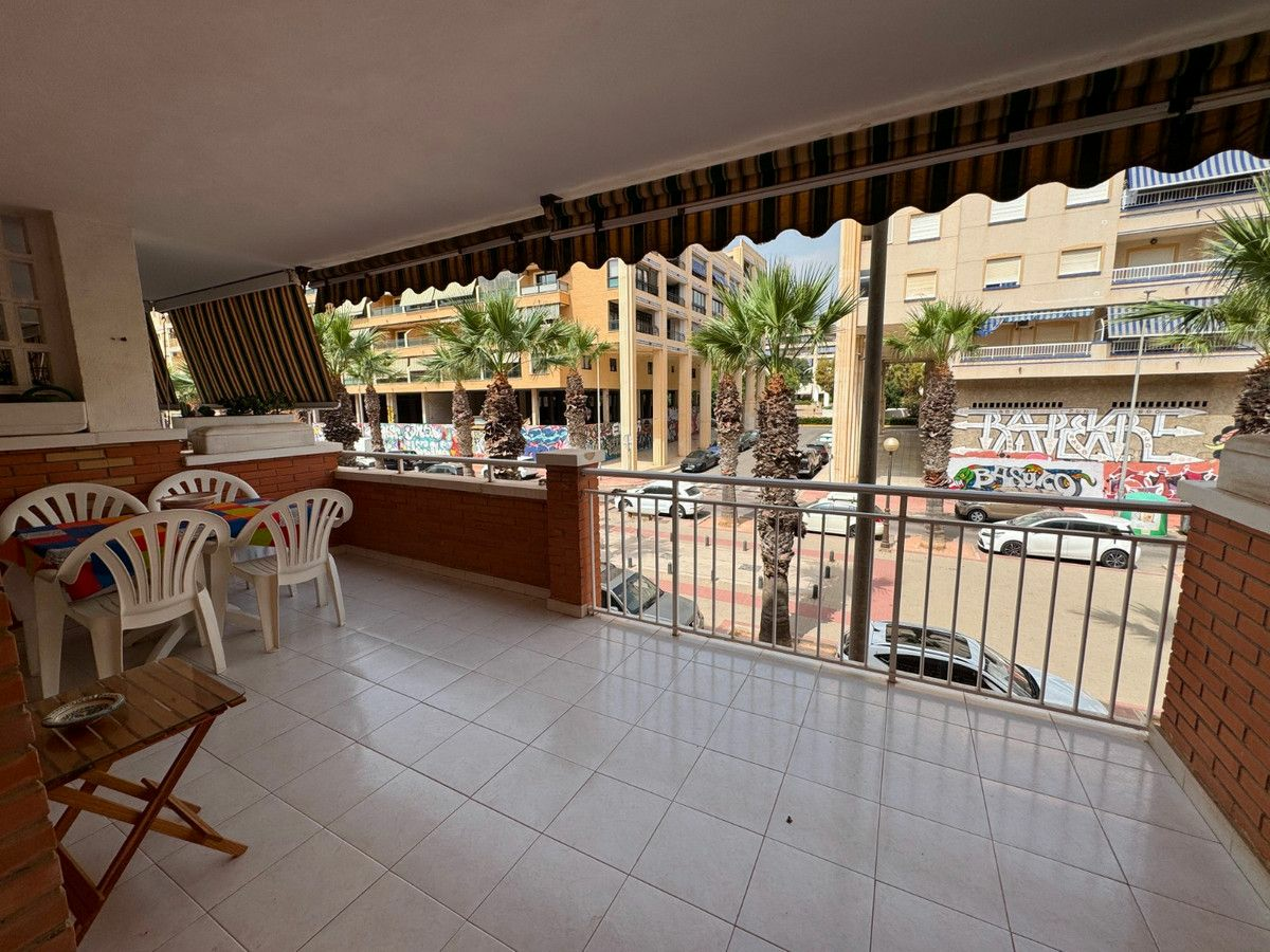 2-bedroom Apartment In Guardamar Del Segura, Spain (81 M²)