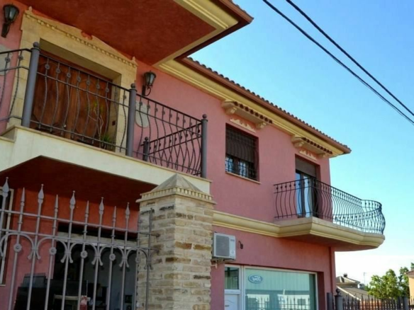 4-bedroom Villa In San Miguel De Salinas, Spain (245 M²)