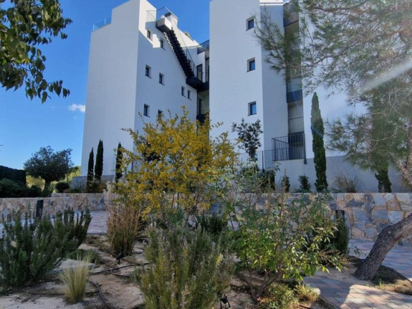 3-bedroom Apartment In Orihuela, Spain (113 M²)