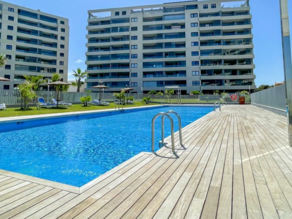 3-bedroom Apartment In Orihuela Costa, Spain (146 M²)