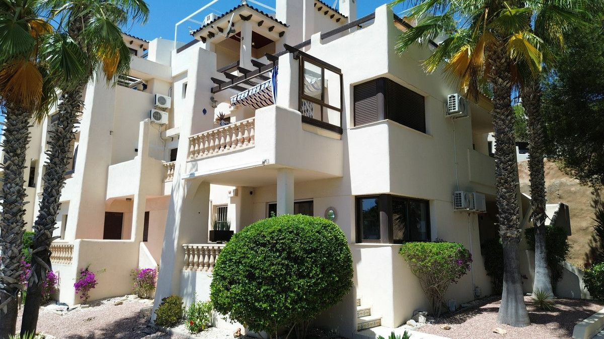 2-bedroom Apartment In Orihuela Costa, Spain (70 M²)