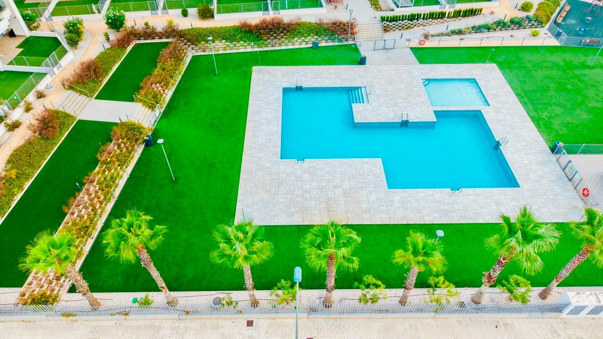2-bedroom Apartment In Orihuela Costa, Spain (93 M²)