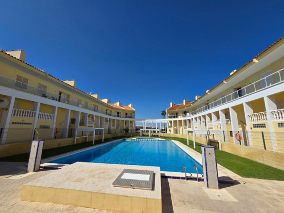 3-bedroom House In Torrevieja, Spain (90 M²)