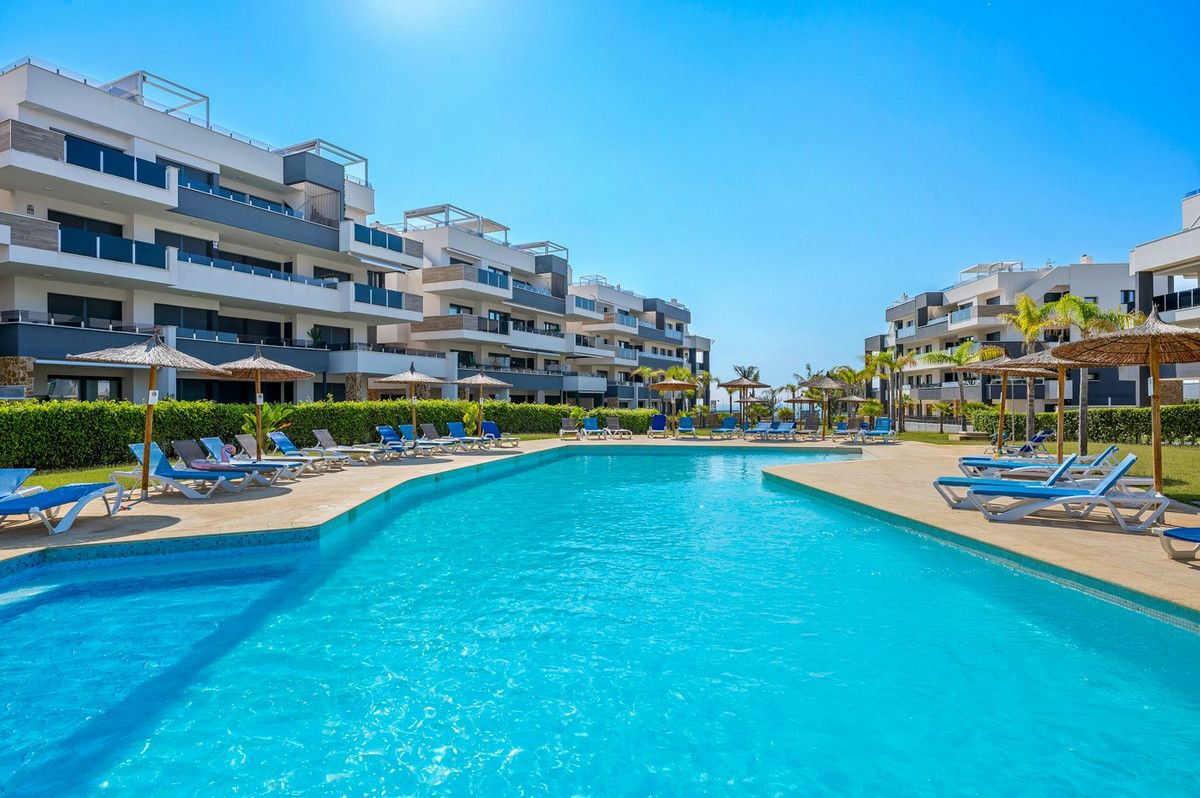 2-bedroom Apartment In Orihuela Costa, Spain (75 M²)