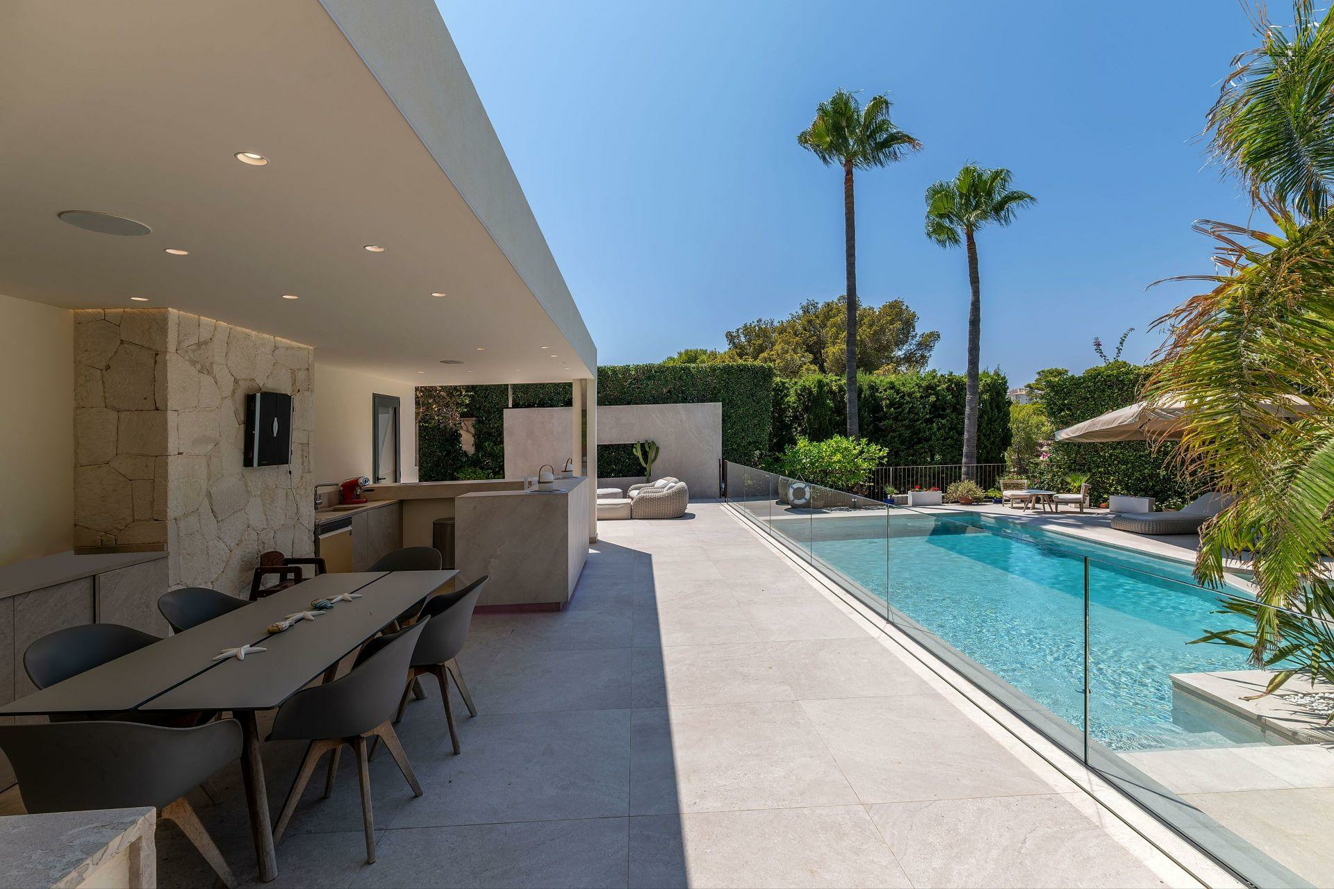 4-bedroom Villa In Calvià, Spain (526 M²)