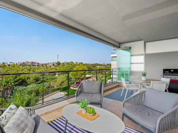 3-bedroom Apartment In Orihuela Costa, Spain (72 M²)