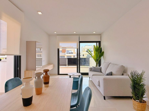 2-bedroom Apartment In Torrevieja, Spain (83 M²)