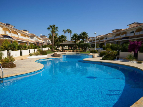 2-bedroom House In Rojales, Spain (105 M²)