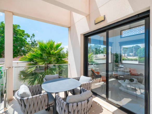 3-bedroom Villa In Rojales, Spain (122 M²)