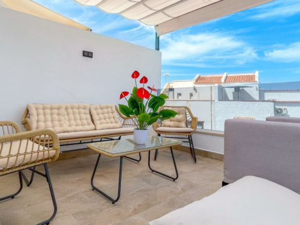 3-bedroom Terraced House In Torrevieja, Spain (160 M²)