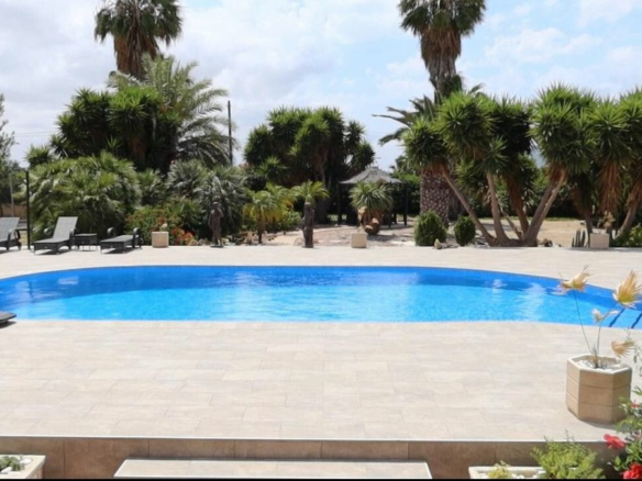 4-bedroom Country House In Orihuela, Spain (274 M²)