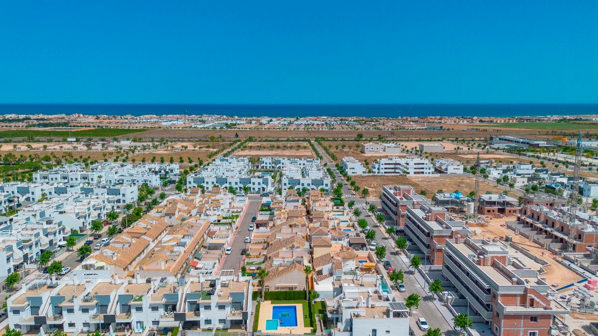 2-bedroom Apartment In Pilar De La Horadada, Spain (68 M²)