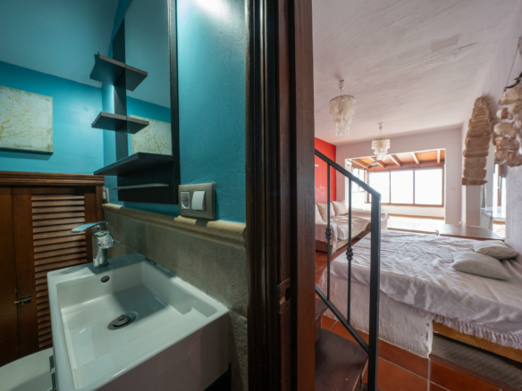3-bedroom Bungalow In El Campello, Spain (235 M²)