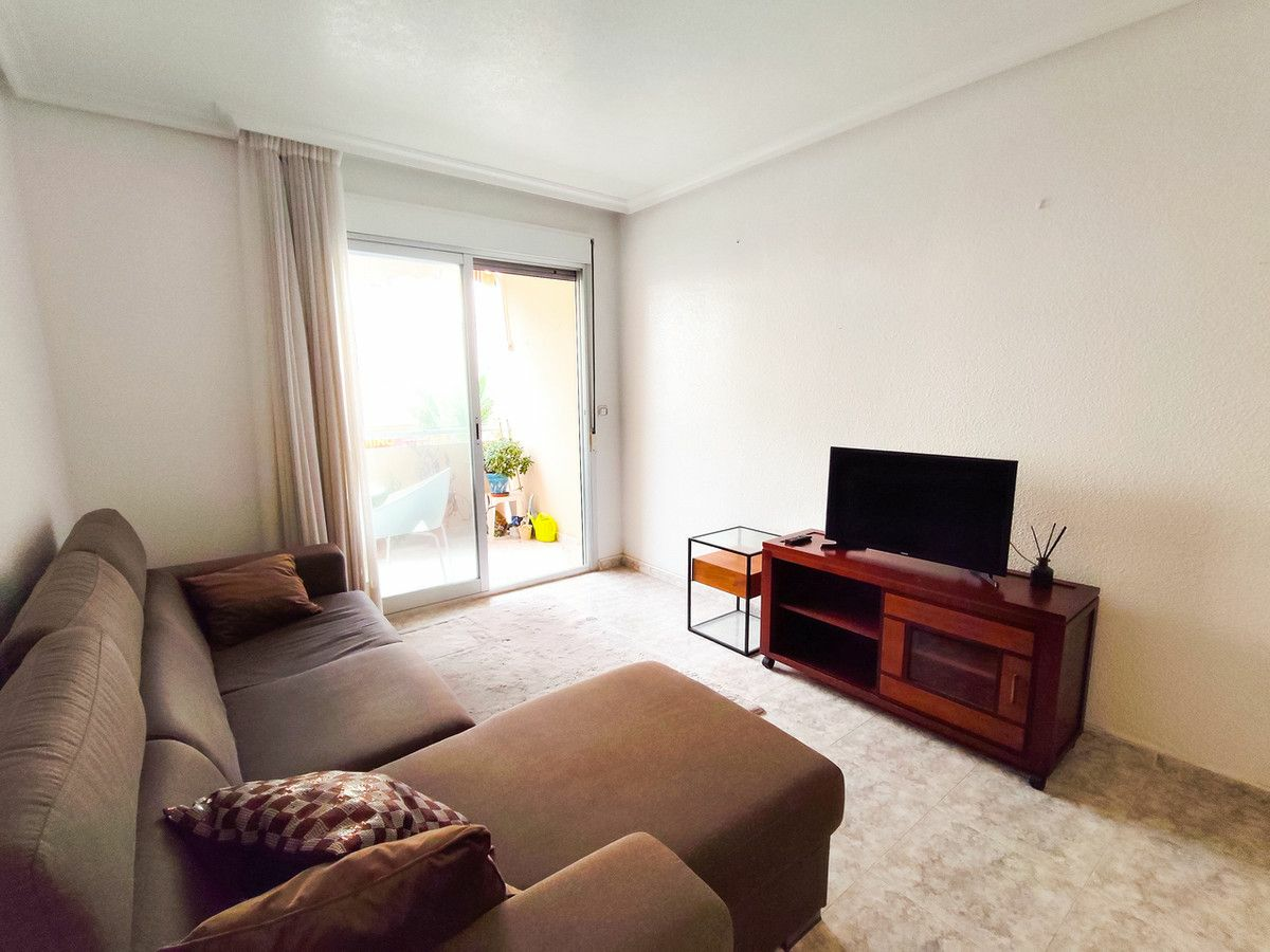 2-bedroom Apartment In Guardamar Del Segura, Spain (75 M²)