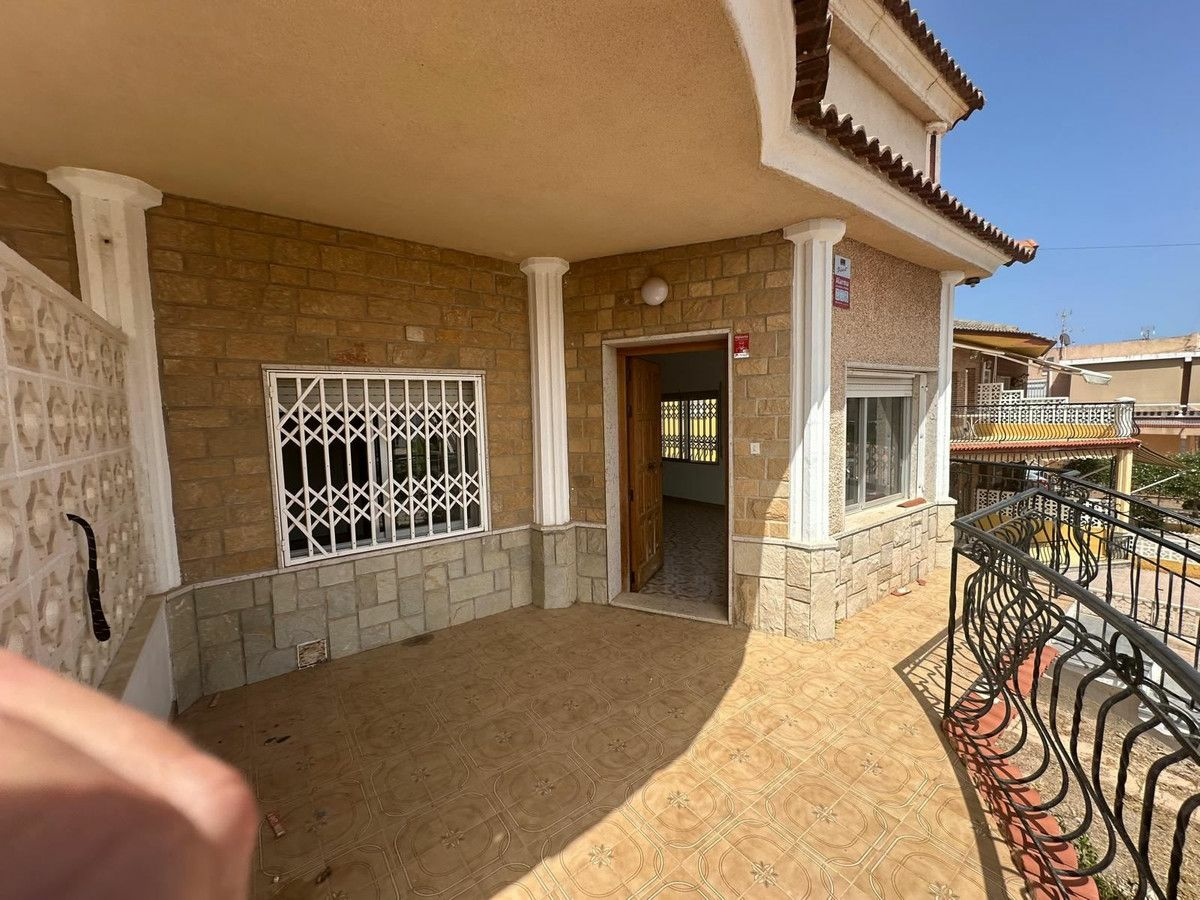 3-bedroom House In Los Alcázares, Spain (50 M²)