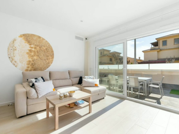3-bedroom Villa In Pilar De La Horadada, Spain (108 M²)