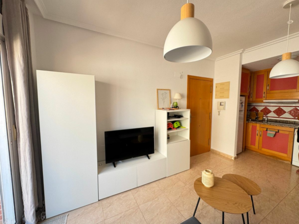 2-bedroom Apartment In Guardamar Del Segura, Spain (59 M²)