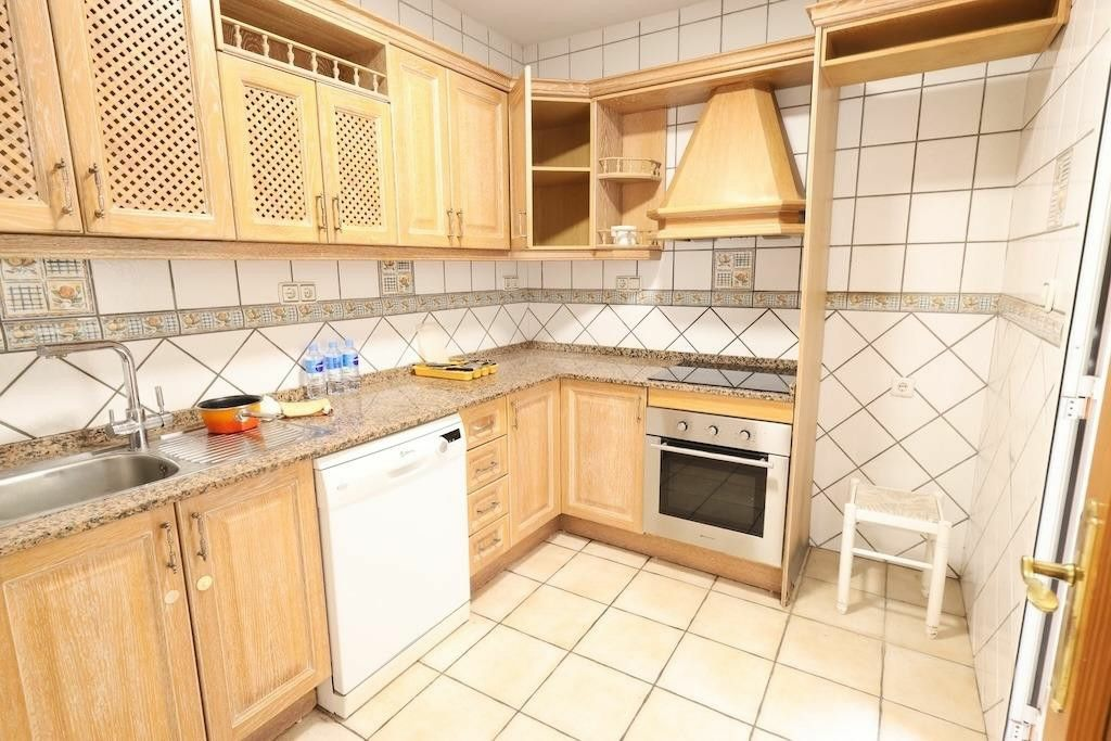 3-bedroom House In Torrevieja, Spain (89 M²)