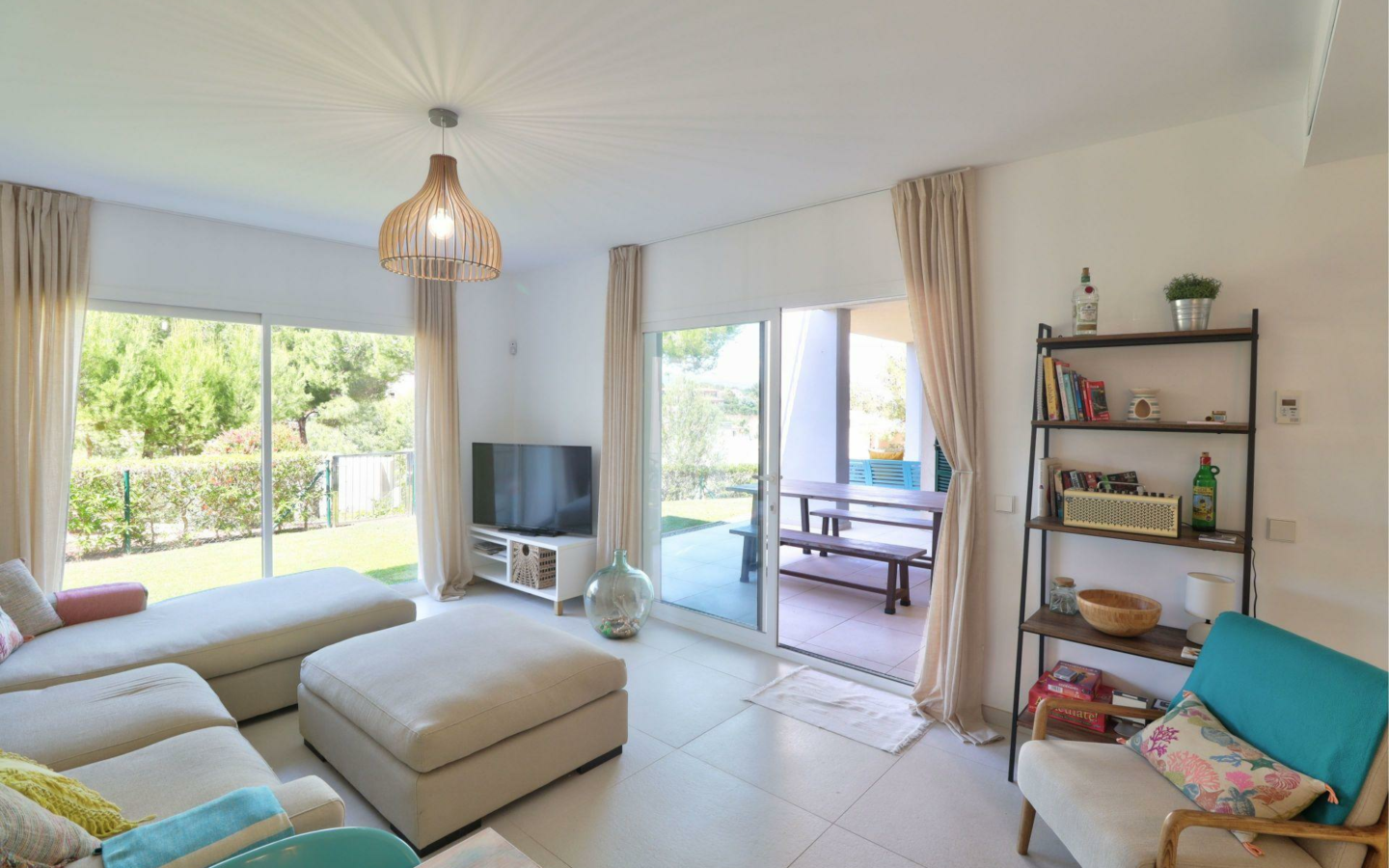 3-bedroom Apartment In Calvià, Spain (136 M²)