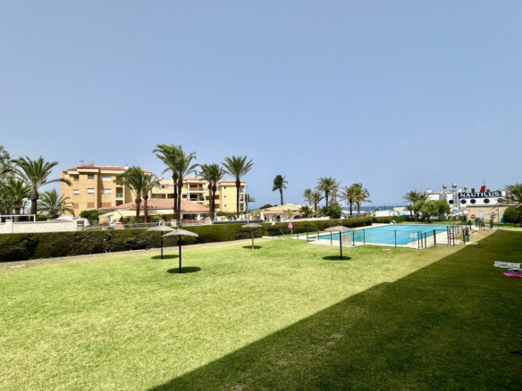 3-bedroom Apartment In Orihuela Costa, Spain (87 M²)