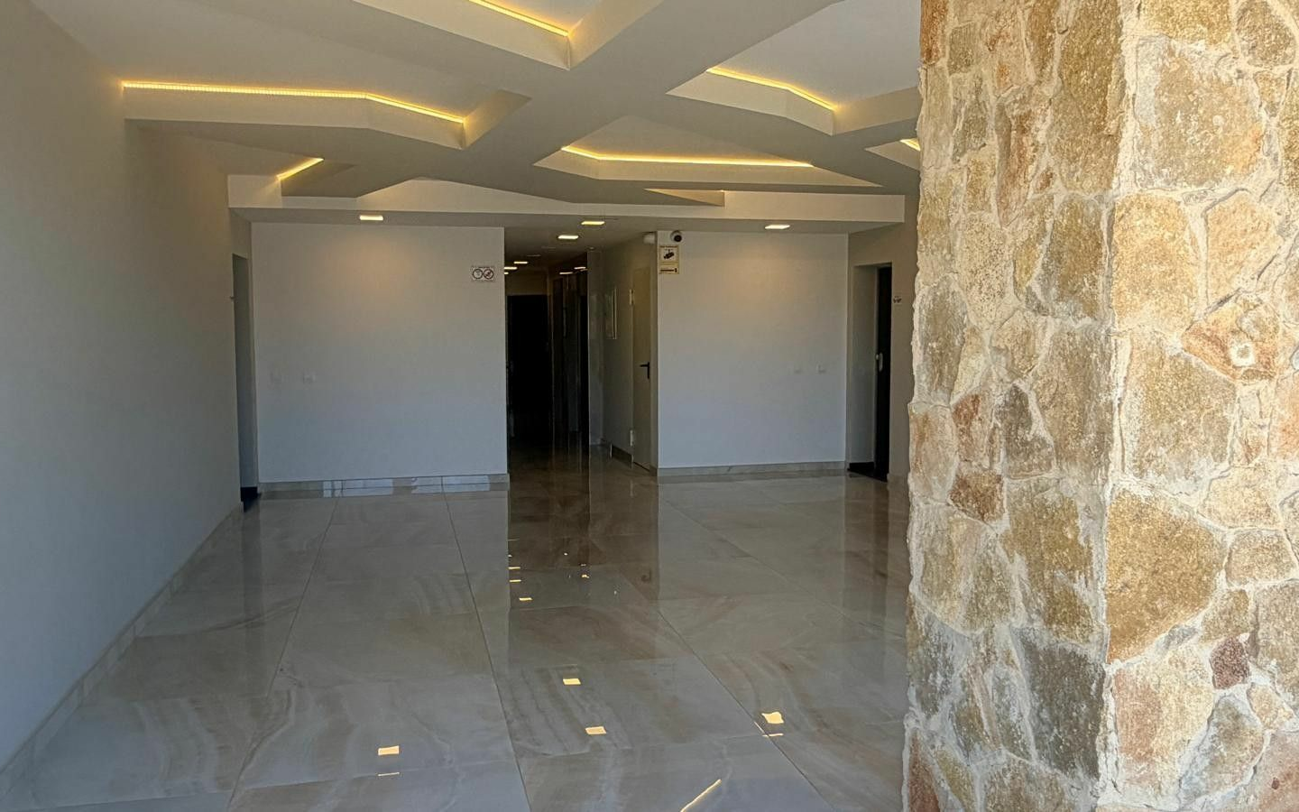 3-bedroom Apartment In Orihuela Costa, Spain (90 M²)