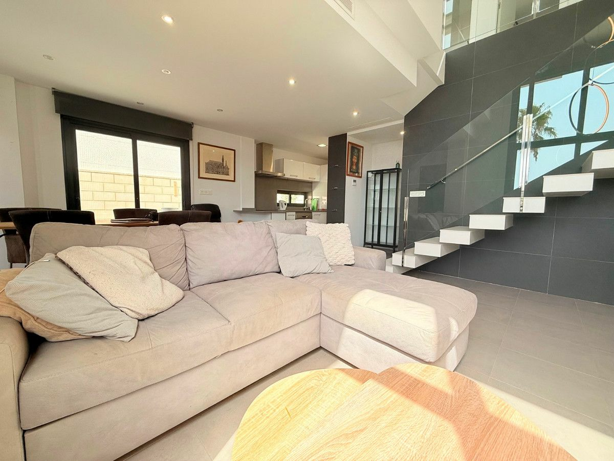 3-bedroom Villa In Rojales, Spain (106 M²)