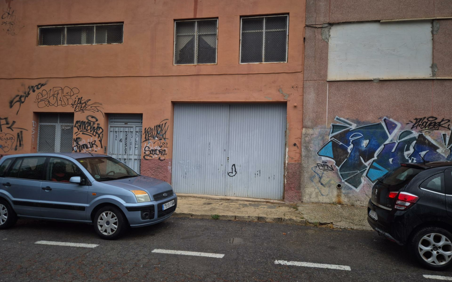 Industrial Unit In Elche, Spain (1.350 M²)