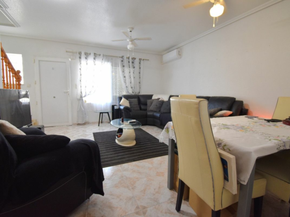 4-bedroom House In Orihuela Costa, Spain (167 M²)