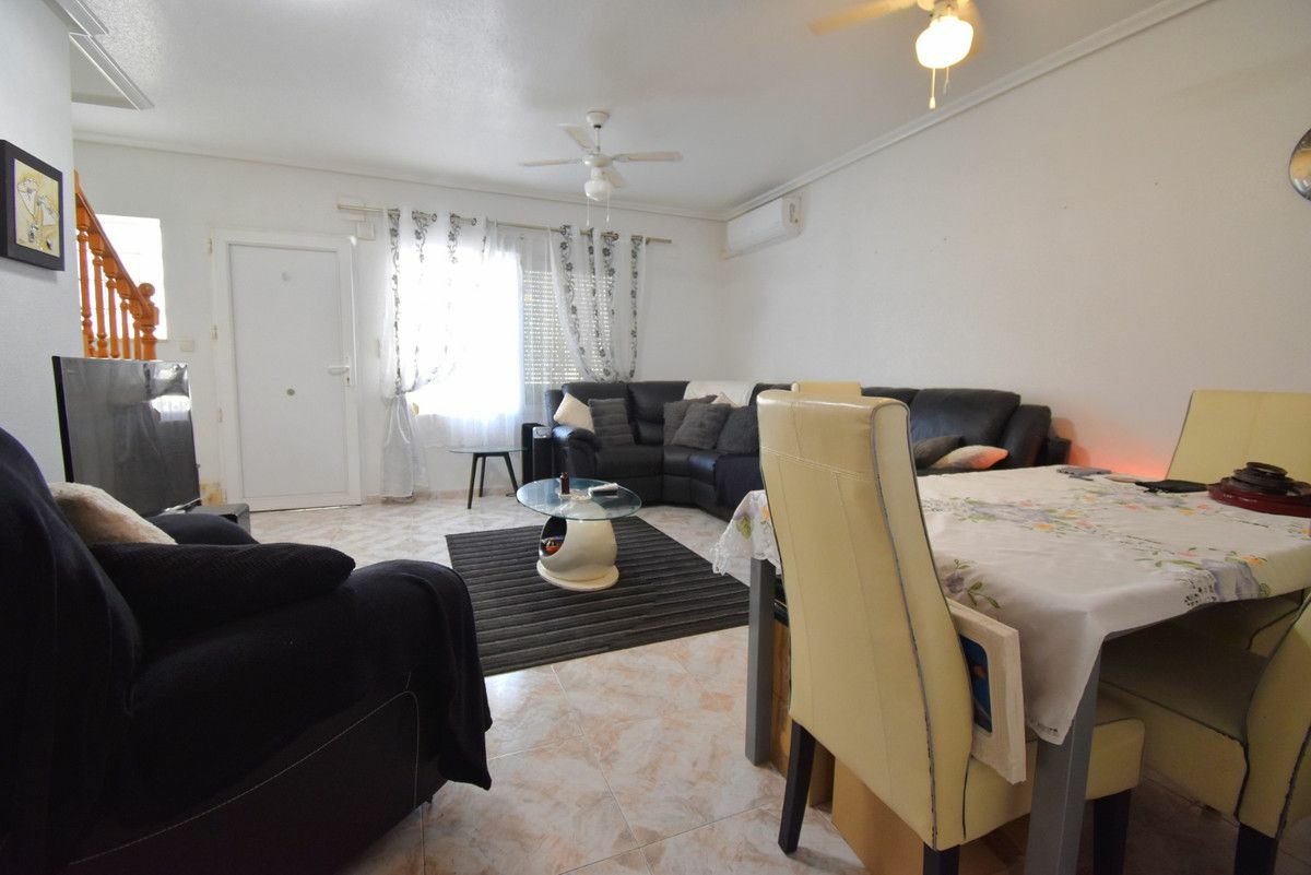 4-bedroom House In Orihuela Costa, Spain (167 M²)