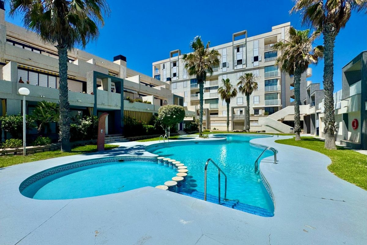 2-bedroom Apartment In Torrevieja, Spain (62 M²)