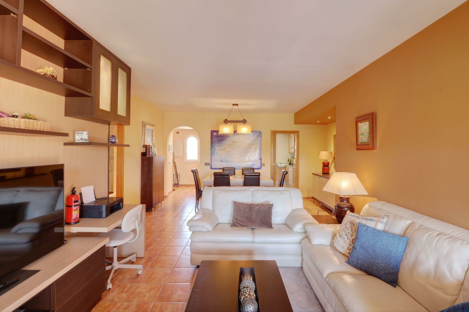3-bedroom Penthouse In Calvià, Spain (160 M²)