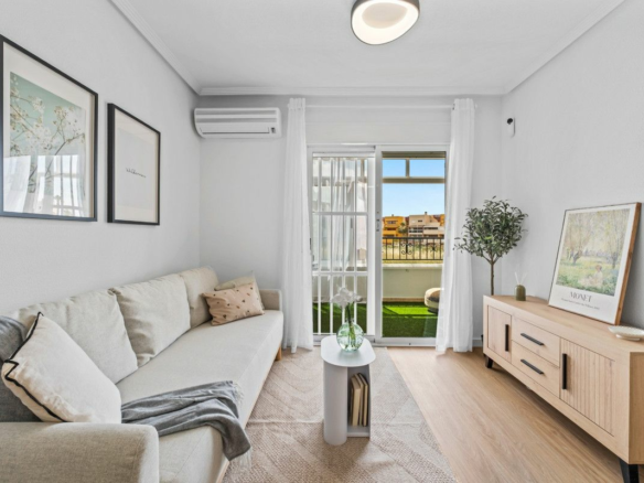 2-bedroom Apartment In Orihuela Costa, Spain (69 M²)