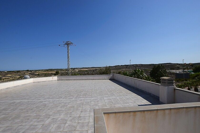 7-bedroom House In San Miguel De Salinas, Spain (400 M²)