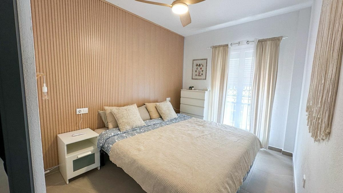 2-bedroom Villa In Orihuela Costa, Spain (68 M²)