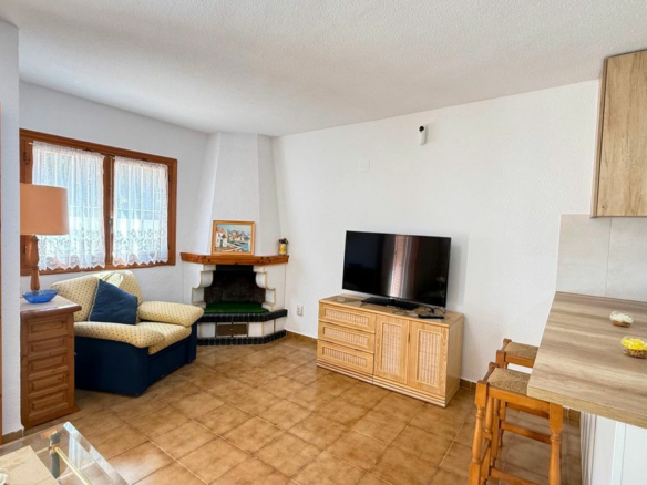 3-bedroom Apartment In Orihuela Costa, Spain (68 M²)