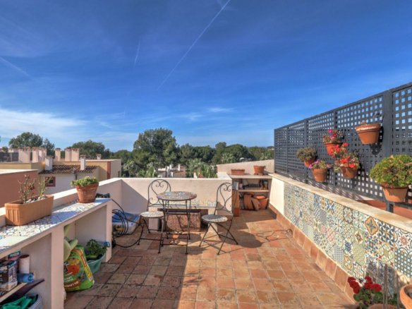 3-bedroom Penthouse In Calvià, Spain (194 M²)