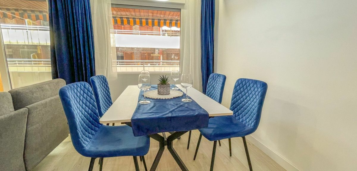 2-bedroom Apartment In Torrevieja, Spain (91 M²)