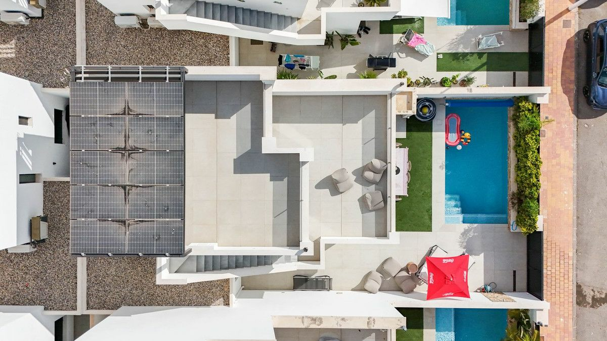5-bedroom Villa In San Pedro Del Pinatar, Spain (143 M²)