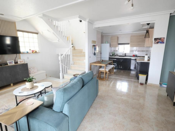 5-bedroom Villa In Orihuela Costa, Spain (208 M²)